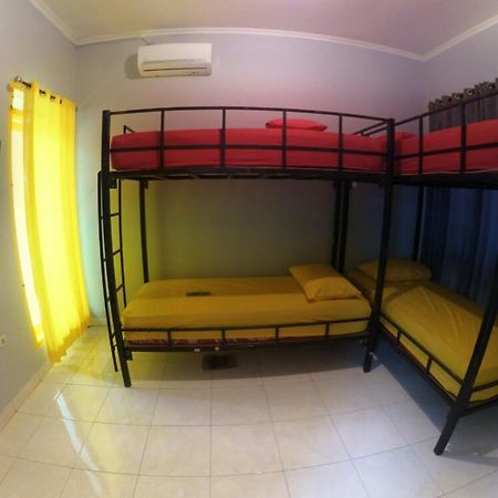 Mess Inn Semarang Zewnętrze zdjęcie