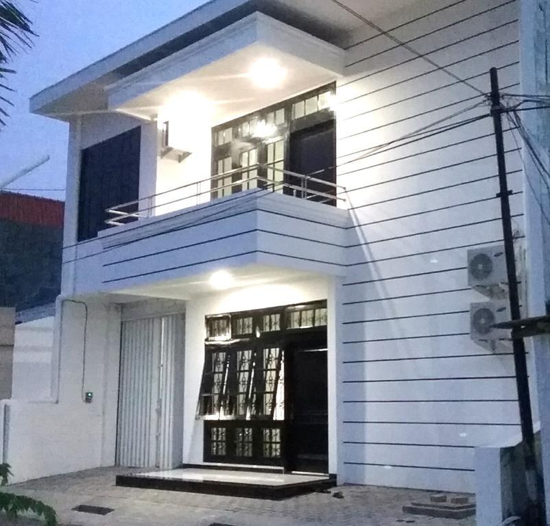 Mess Inn Semarang Zewnętrze zdjęcie