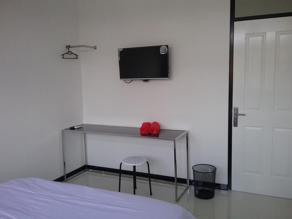 Mess Inn Semarang Pokój zdjęcie